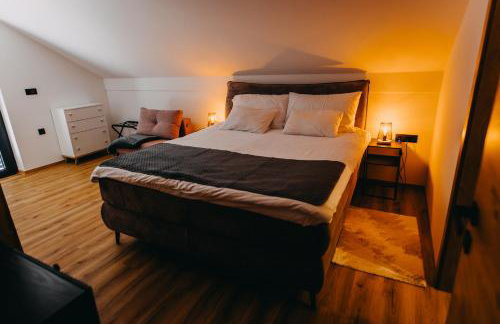 Novak Home - Luxury villa with indoor pool & sauna - Photo 34