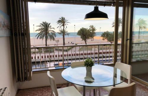 Apartamento ARENSOL EN PRIMERA LINEA DE PLAYA - Foto 3