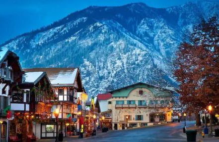 Luxe Bavarian Retreat - in Town with Hot Tub - Foto 39