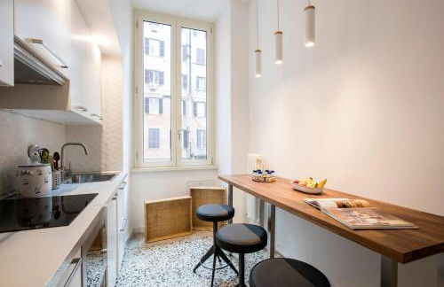 Flat Three - Photo 60