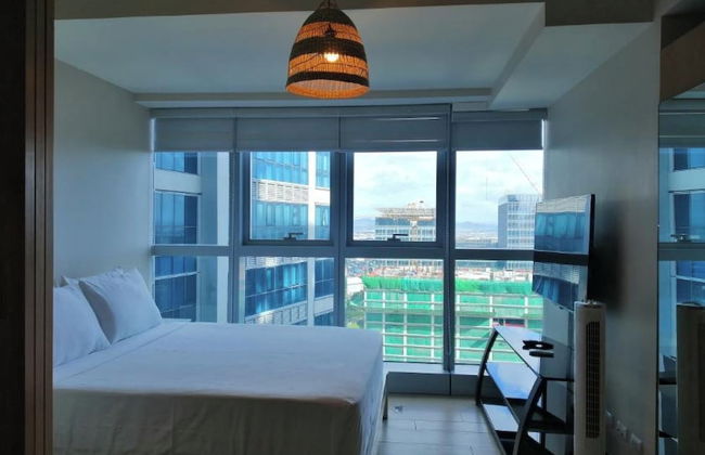 Uptown Park Suites Tower 1 - Photo 37