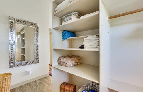 Patio and Pool Access Sunny Phoenix Casita! - Foto 13