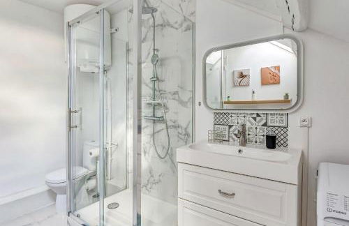 Escale pro & détente à 3 min de la gare - Parking - WIFI - PS4 - Foto 16