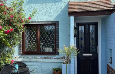 Turning Tides Holiday Cottage - Foto 1