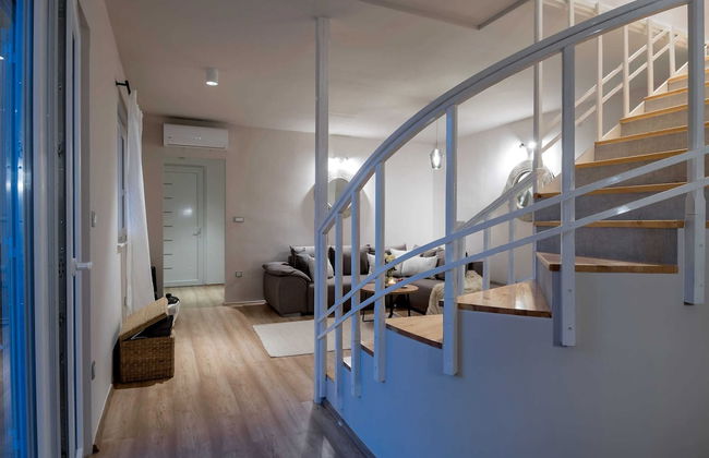 Luxury Villa Lelu With Heated Saltwater Pool, Parking, High Speed Internet, Bbq, el. car Charge T2 - Foto 21