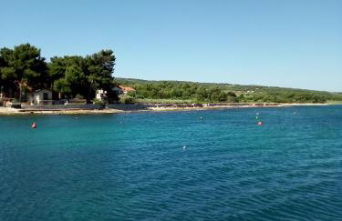 Apartments Zvone,place by the sea - Photo 4