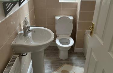 Stylish Townhouse -3 bed, work stay, Free Parking-Kingsway - Foto 8