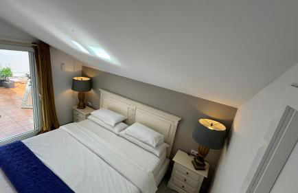 BANUS HAUSE Marbella - Photo 9