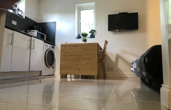 2 bedroom Apartment Heathrow Airport - Foto 13