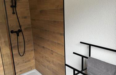 Schwarzwald Style - Ruhige & komfortable Fewo in zentraler Lage Solemar & Kliniken - Ideal für Kurgäste, Begleitpersonen, Berufspendler - Attraktiv für längere Aufenthalte - Foto 14