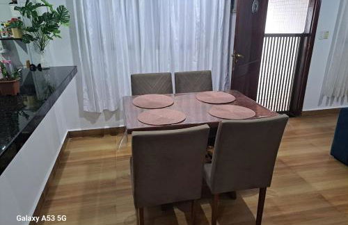 Casa com piscina, ar condicionado, churrasqueira, estacionamento, pet friendly - Foto 41