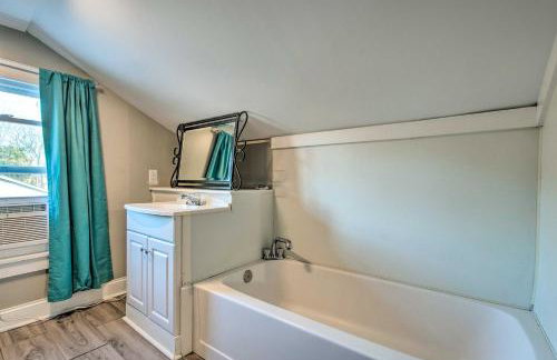 Modern Florence Getaway with Patio and Grill! - Foto 26