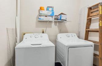 Fort WB Haven with BBQ 15 Mins to Beach - Foto 32