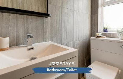 JRR STAYS 3Bed Sleeps 8- Coventry/Antsy M6-J2 CV7 - Photo 40