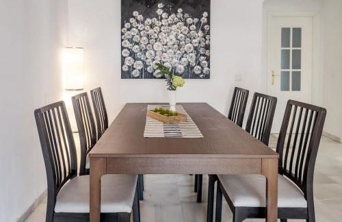 LCR4 - Large 3-Bedroom Apartment Near Beach - Foto 36