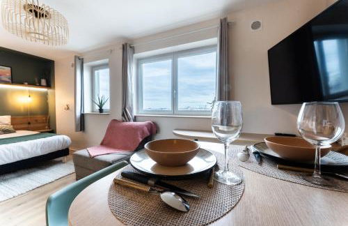 Studio Toulouse Aéroport - Piscine Sauna Fitness - Foto 9