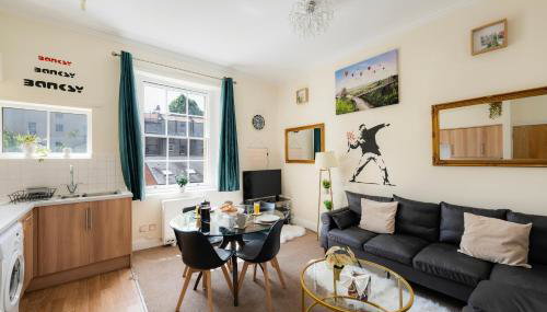 Clifton Nr Centre, Georgian Period Flat, Permit Parking x1, Garden - Foto 1