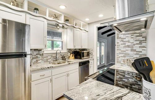 Pool, Game Room, Fast WiFi, 25 mile biking trail - Foto 9