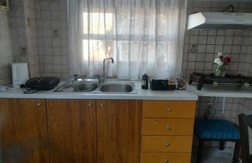 Γκαρσονιέρα δίπλα στην θάλασσα κ θέα στο λιμανι - Photo 4