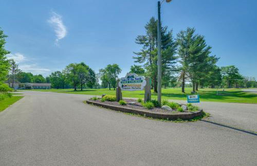 Indoor Pool Access Cabin in Lakes of the North! - Foto 33