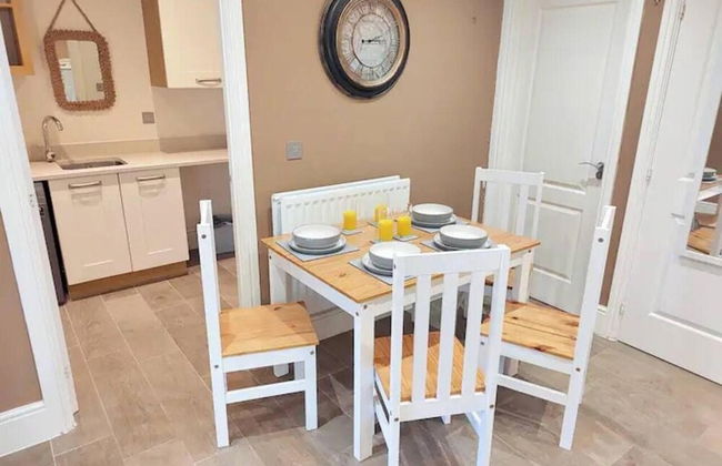 The Ayres House 2-bed Apartment in Cambridge - Photo 26