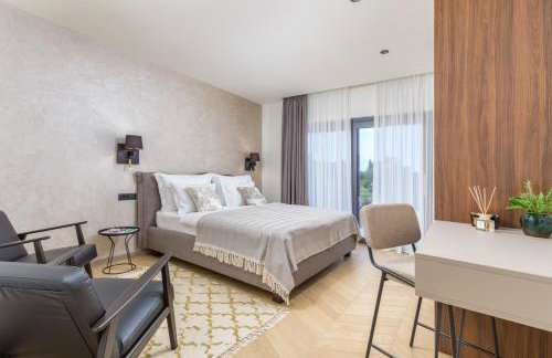 Villa Lastine by Villsy - Photo 36