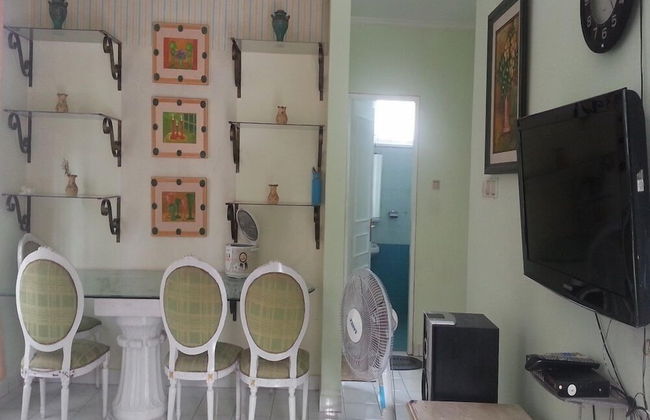 Villa Kota Bunga Tulip - Photo 20