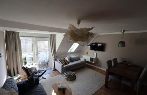 2-Zimmer Apartment Bahnhofsnähe - self-check-in - Kinderfreundlich - Balkon - Kaffeeautomat - Foto 2