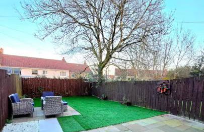 Super luxury 2 bedroom, full house sleep 5 with garden & parking close to airport - Foto 53