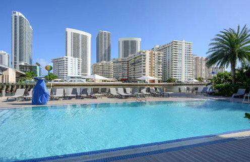 Stunning Penthouse Suite Waterfront 2BD 2BA - Foto 32