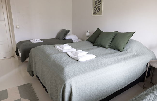 2ndhomes Cozy 2BR Home w Balcony & Sauna - Foto 7