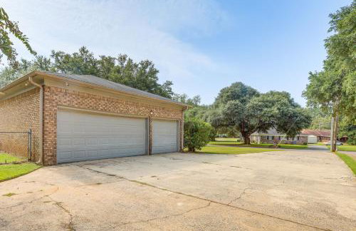 4 Mi to Dtwn Tuscaloosa Home with Cozy Den! - Foto 28