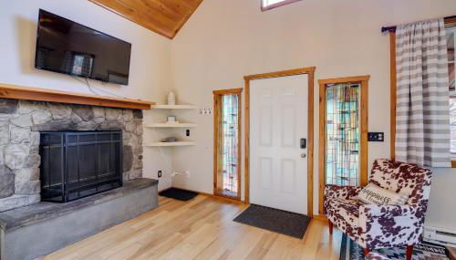 Modern-Rustic Love Cabin in Cosby Deck and Grill - Foto 4