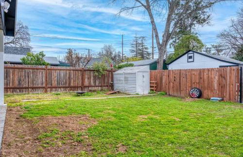 4BR Victorian Walk to UC Davis & Shriner Med Cen - Foto 15