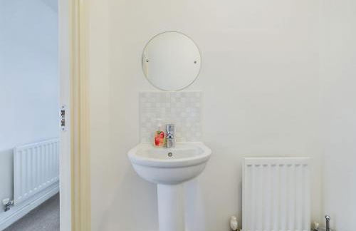 247 Serviced Accommodation in Stafford- 3BR Townhouse - Foto 12