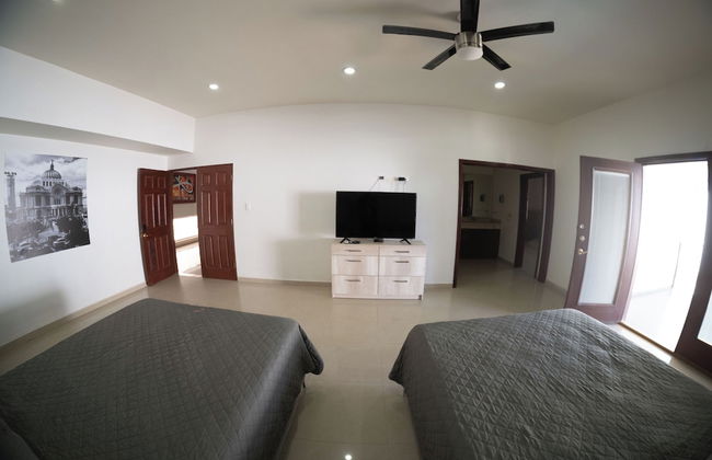 16, Suite With Jacuzzi - Photo 20