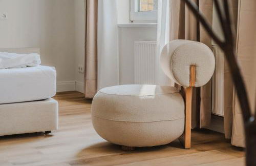 STAYLIGHT Exklusive Jugendstil-Residenz im Philosophenviertel - privater Parkplatz - Balkon - Foto 5