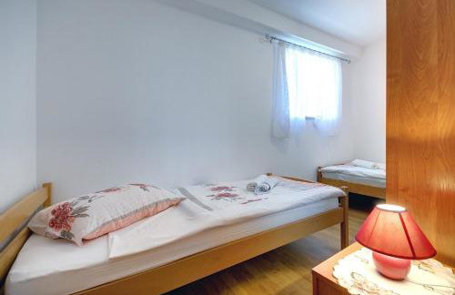 Oberhalb des Limfjords liegt diese Ferienwohnung mit Pool, Terrrasse und Grillplatz - Foto 13