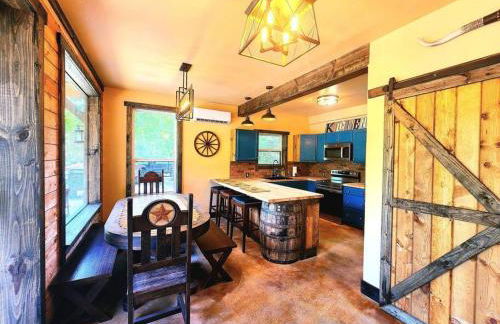 Waterfront Houston Hide out In A Magical Forest - Foto 9