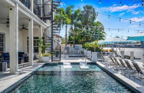 The Modern Castle Canal View Access Rooftop Living Greenhouse VlLLAS - Foto 17