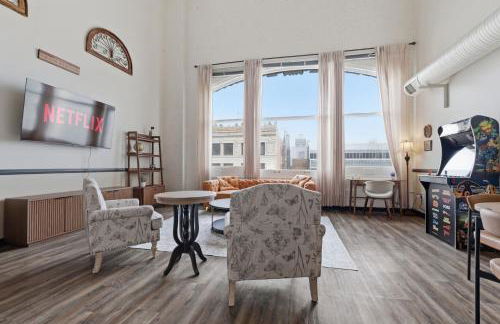 New Downtown Indy 3BR Retreat Sleeps 10 - Arcade - Foto 57