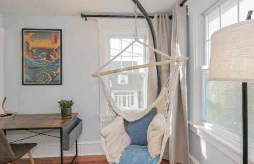 AC 6BR 2BA Quiet Retreat Central Location - Foto 10