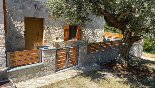 Cheerful 3 bedroom cottage with indoor fireplace - Foto 1