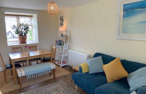 Large 3 bedroom flat in Sennen - Photo 3