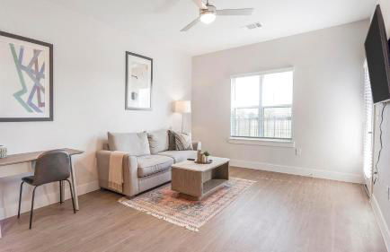 Landing Beautiful 2BD Gym Pool - Foto 33