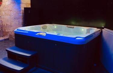 Mieuxqualhotel jacuzzi privatif La retro - Foto 17
