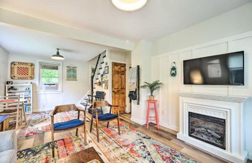 Pet-Friendly Saranac Lake Retreat with Deck and Yard - Foto 6