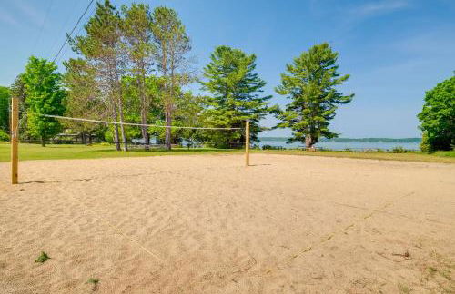 Elegant 1905 Home Steps to Torch Lake and Dtwn - Foto 39