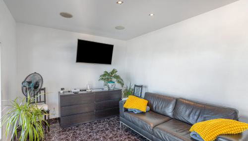 Welcome To The Relax Zone - Photo 5