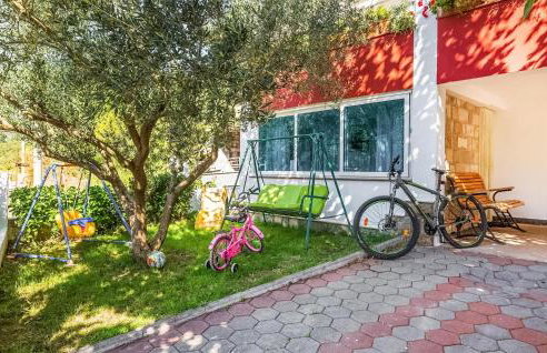 2 Bedroom Stunning Home In Desne - Foto 22